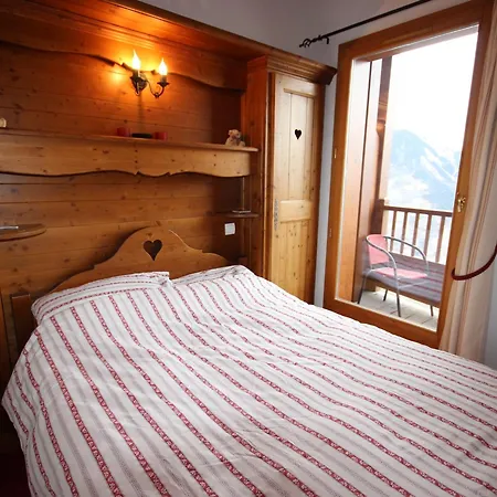 Apartment Duplex Au Centre De La Station, A 20m Des Pistes, 7 Pers, Wifi, Parking Gratuit - Fr-1-755-27 *