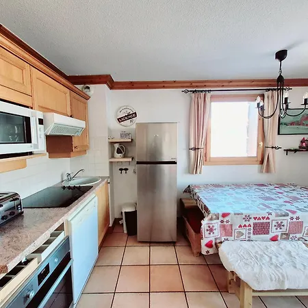 Duplex Au Centre De La Station, A 20m Des Pistes, 7 Pers, Wifi, Parking Gratuit - Fr-1-755-27 *